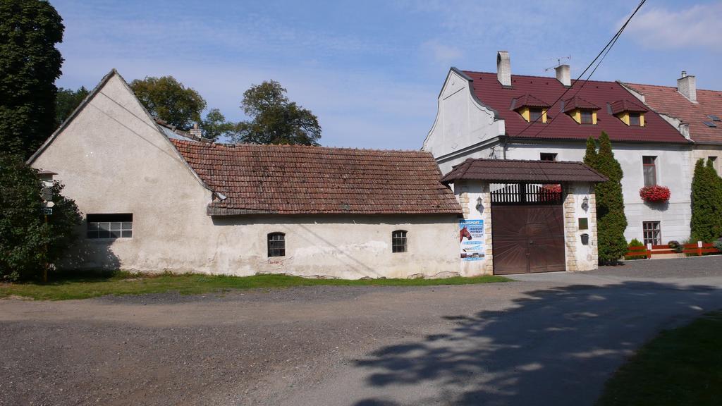 Penzion Padrtuv Mlyn Třebíč Extérieur photo
